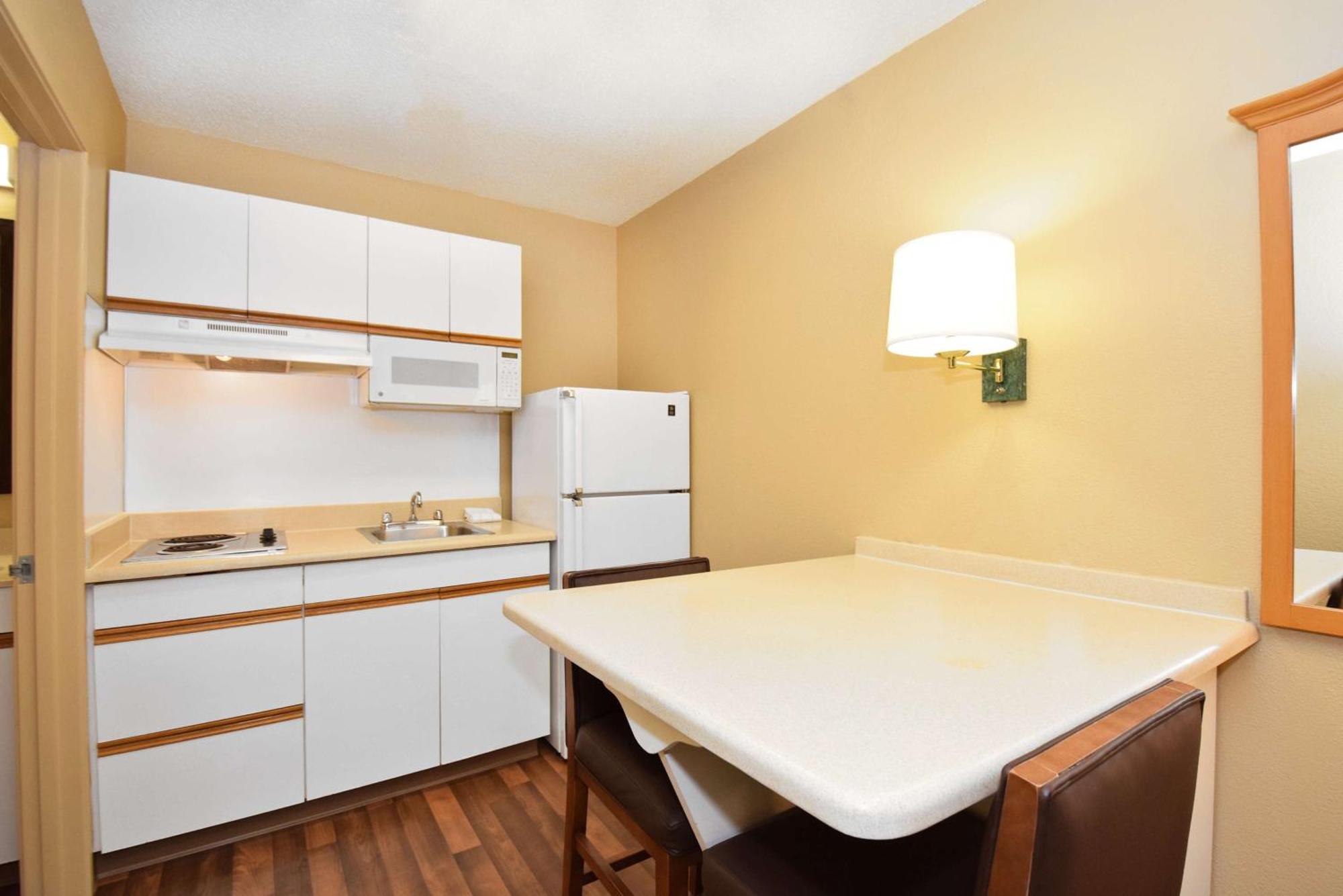 Extended Stay America Suites - Clearwater - Carillon Park Exterior photo